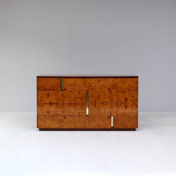 Italian burl woord cabinet