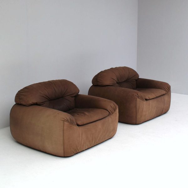 Leather sofas by Tre D Mobili